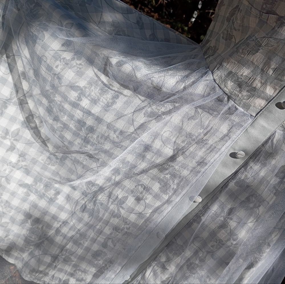 SOLD! Smocked Pin-up Grey and White Gingham Plaid Floral Sweetheart Dress - Picture 4 of 6